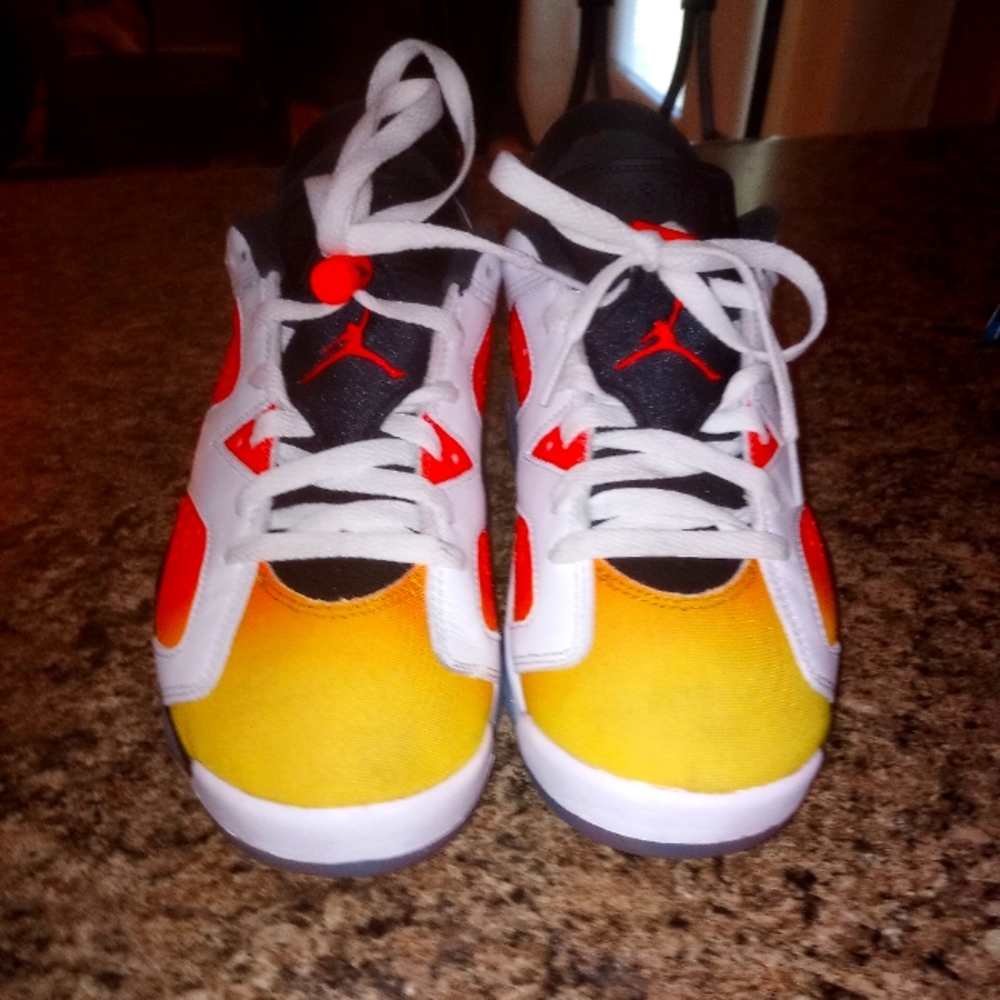 275 Jordans